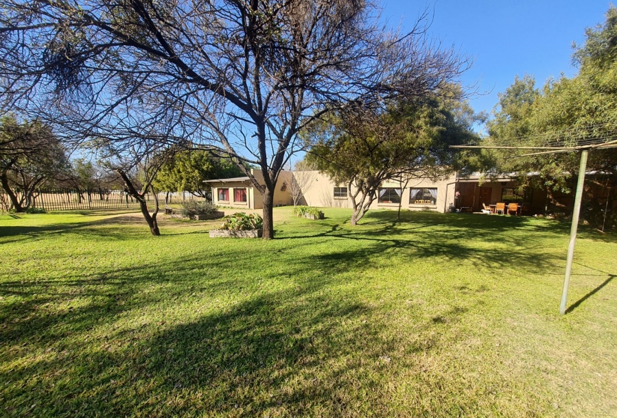 5 Bedroom Property for Sale in Rietfontein A H North West